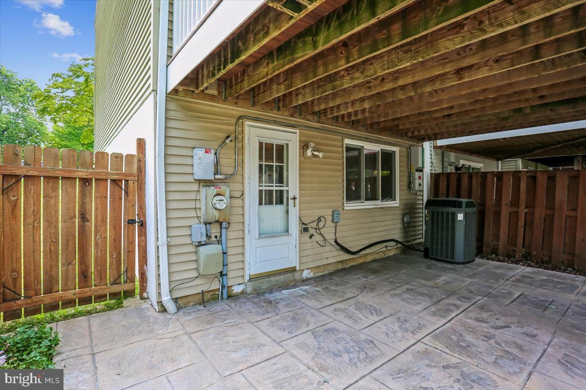 18732 Barn Swallow Terrace photo 32