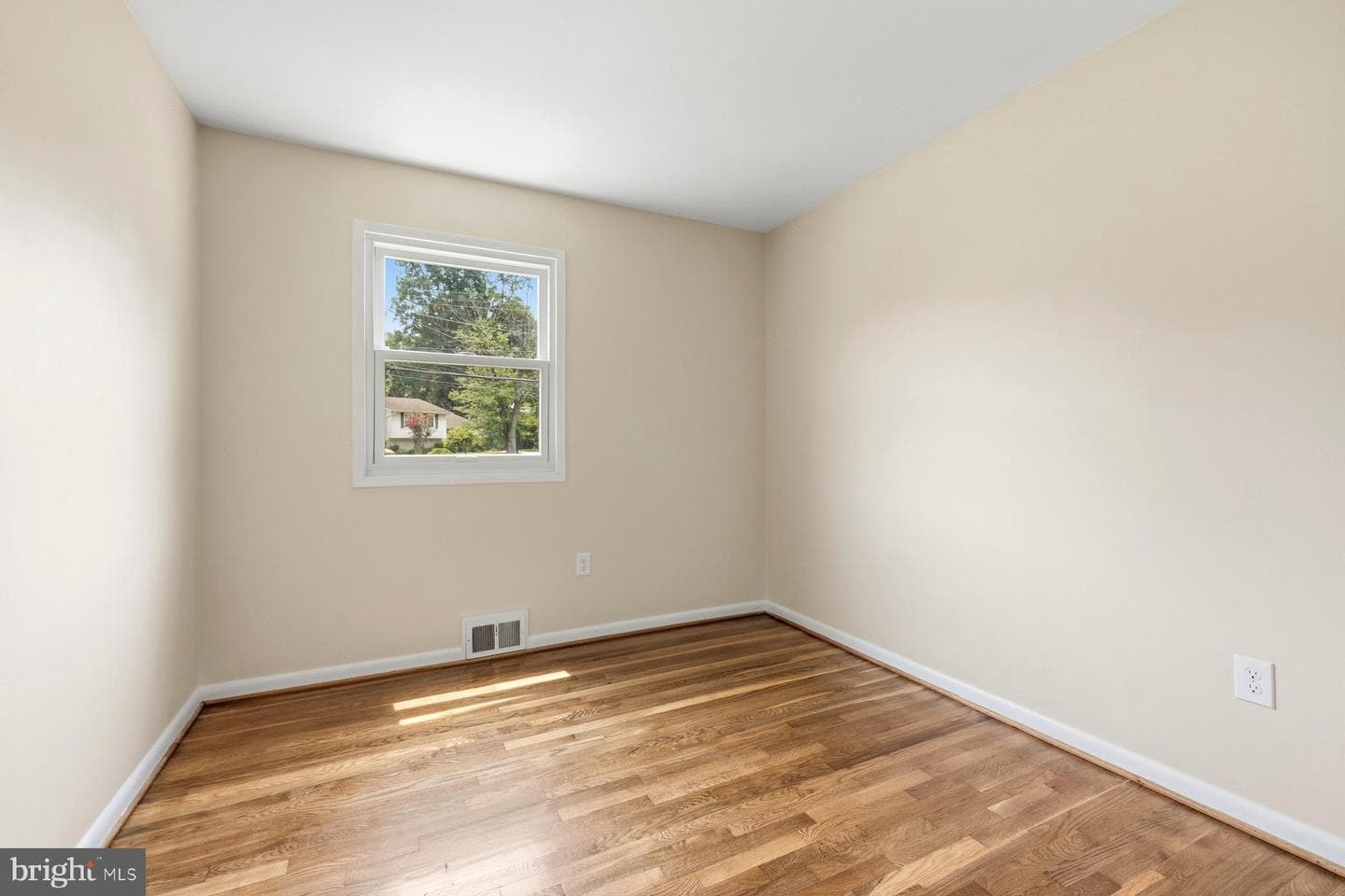 4501 Dabney Drive photo 22