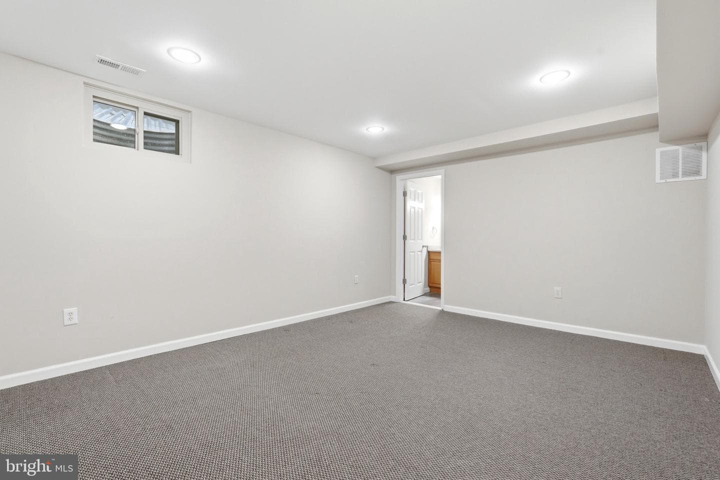 7804 Rydal Terrace photo 35