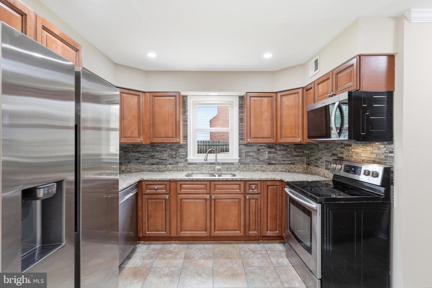 7804 Rydal Terrace photo 7