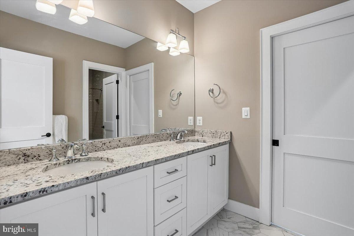 5401 Glenwood Road photo 30
