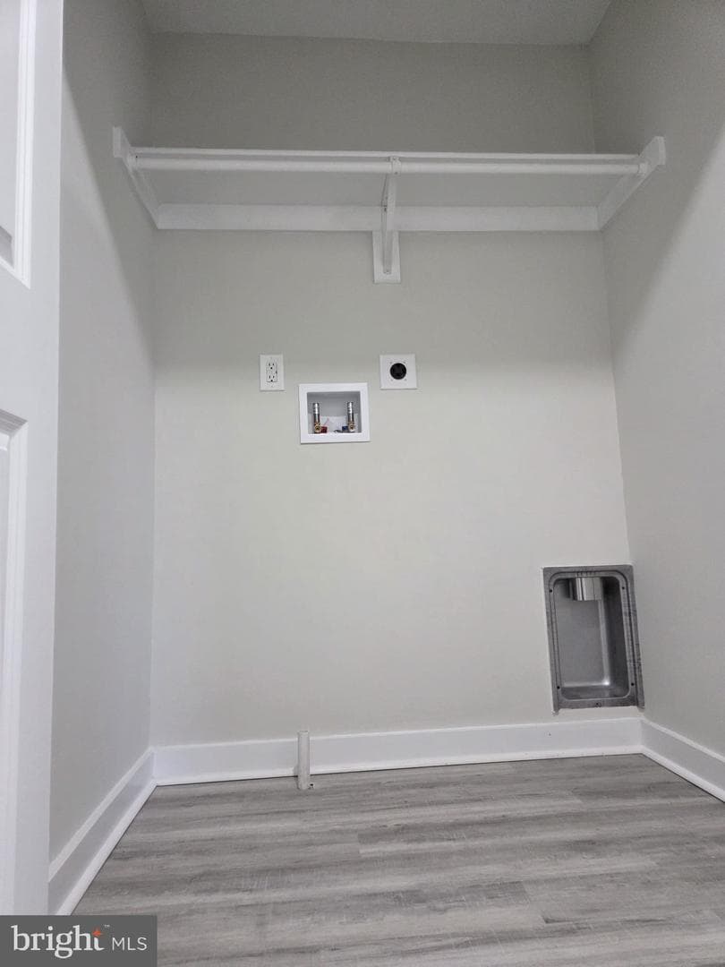 4823 Lexington Avenue photo 13