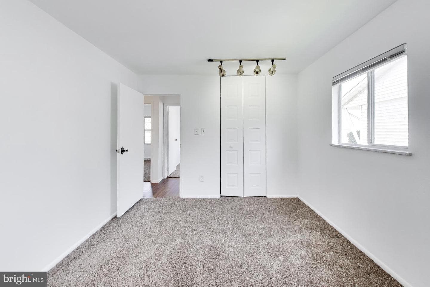 3309 Hayes Street photo 9