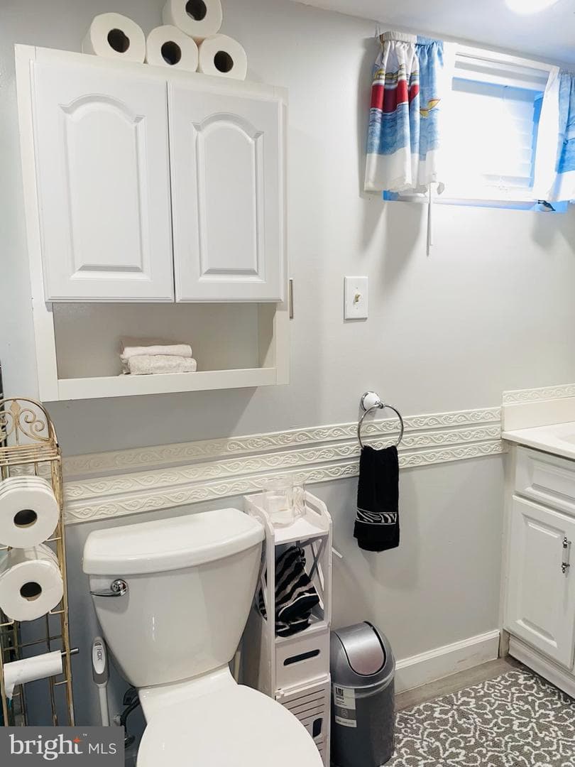 6809 Glenwood Court photo 32