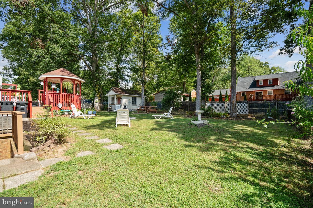 6809 Glenwood Court photo 33