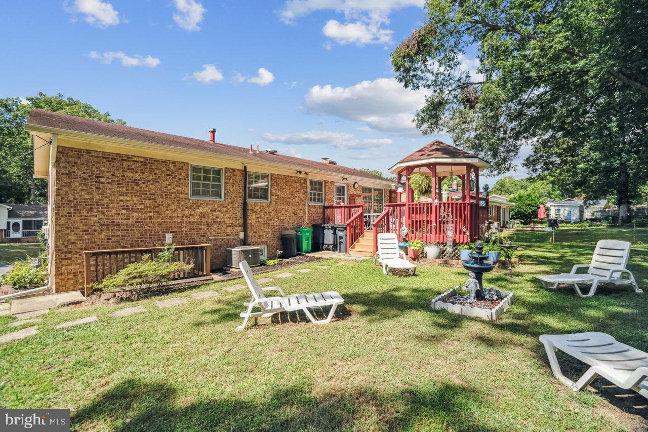 6809 Glenwood Court photo 36