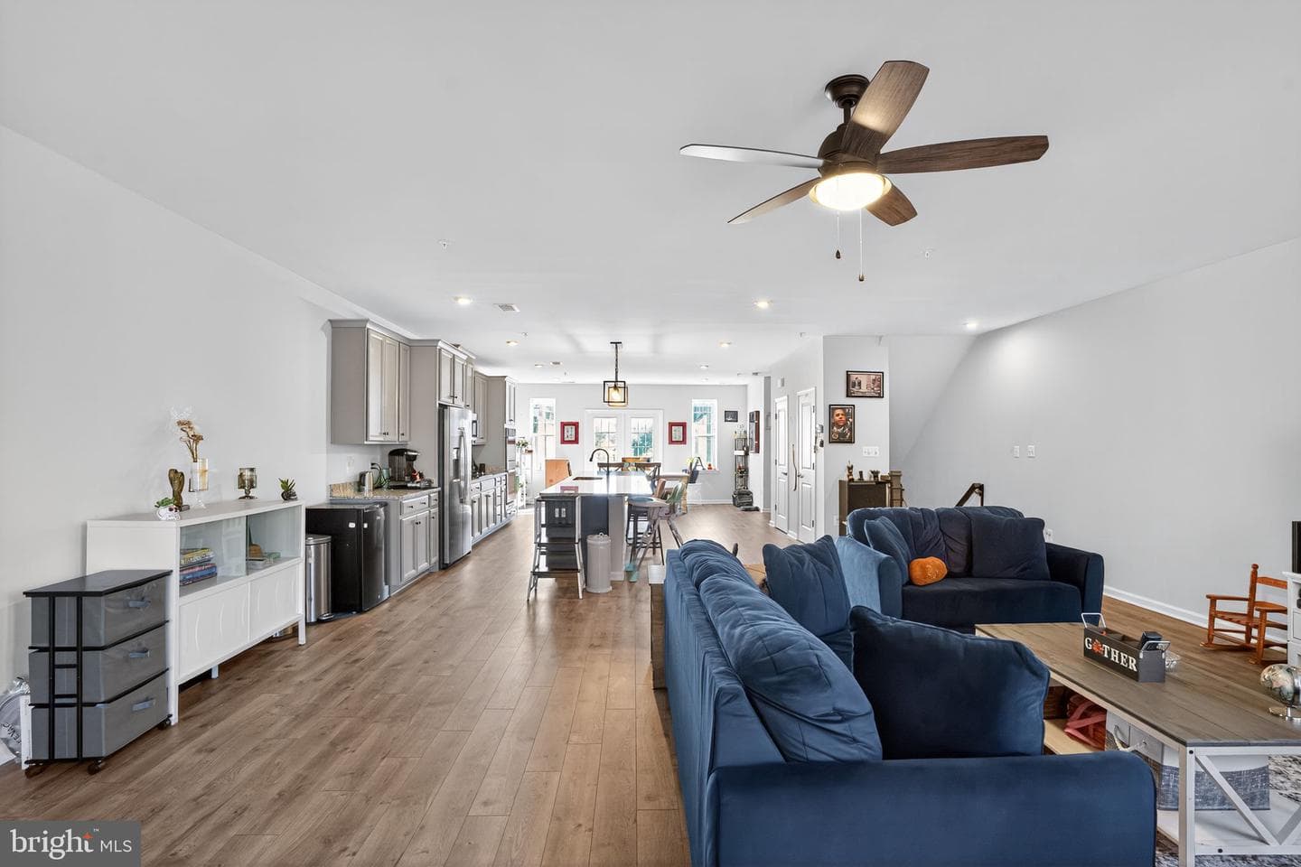 10410 John Glenn St photo 4