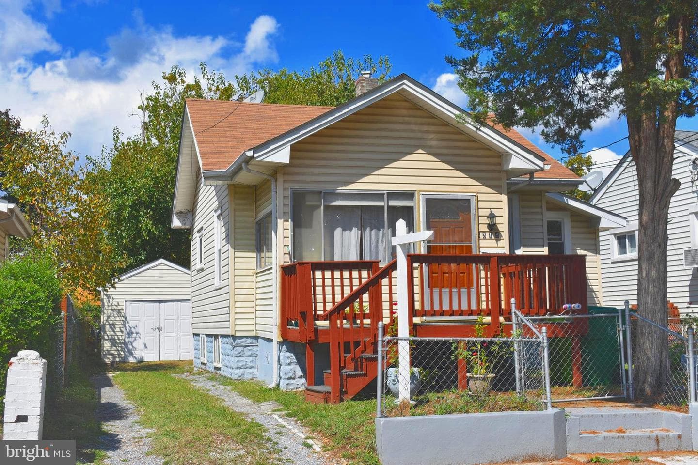 4318 Newton Street photo 2