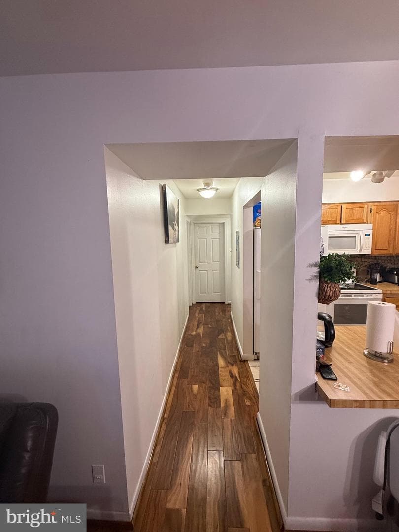 10115 Prince Place #203 photo 4