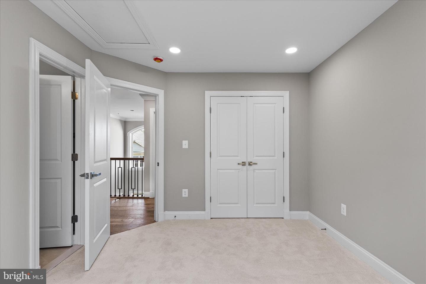 200 Lismore Drive photo 30