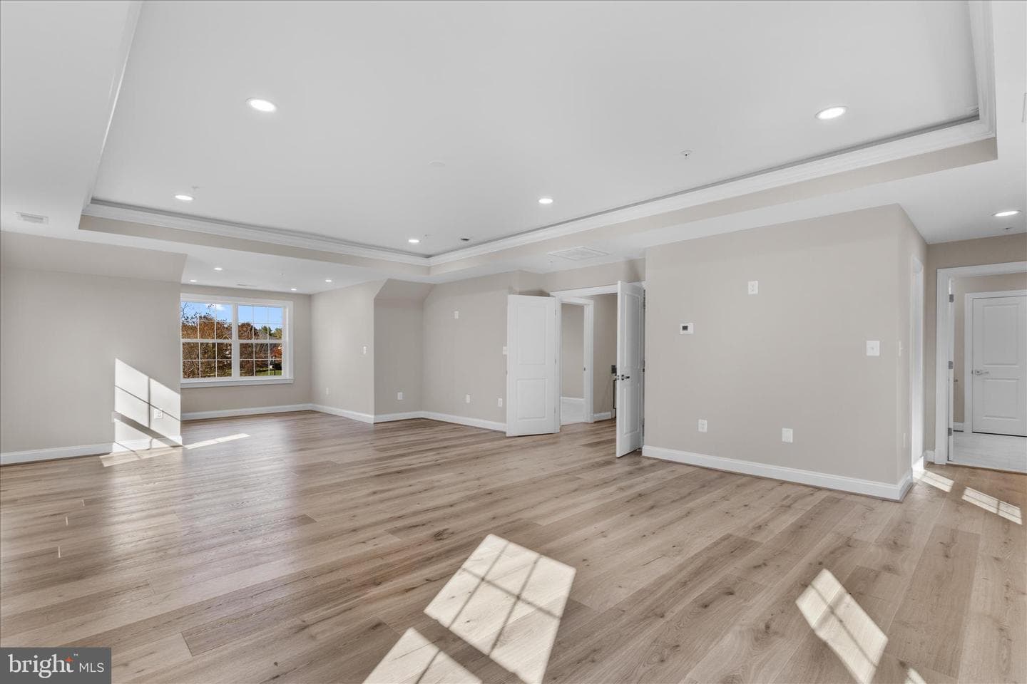 200 Lismore Drive photo 35