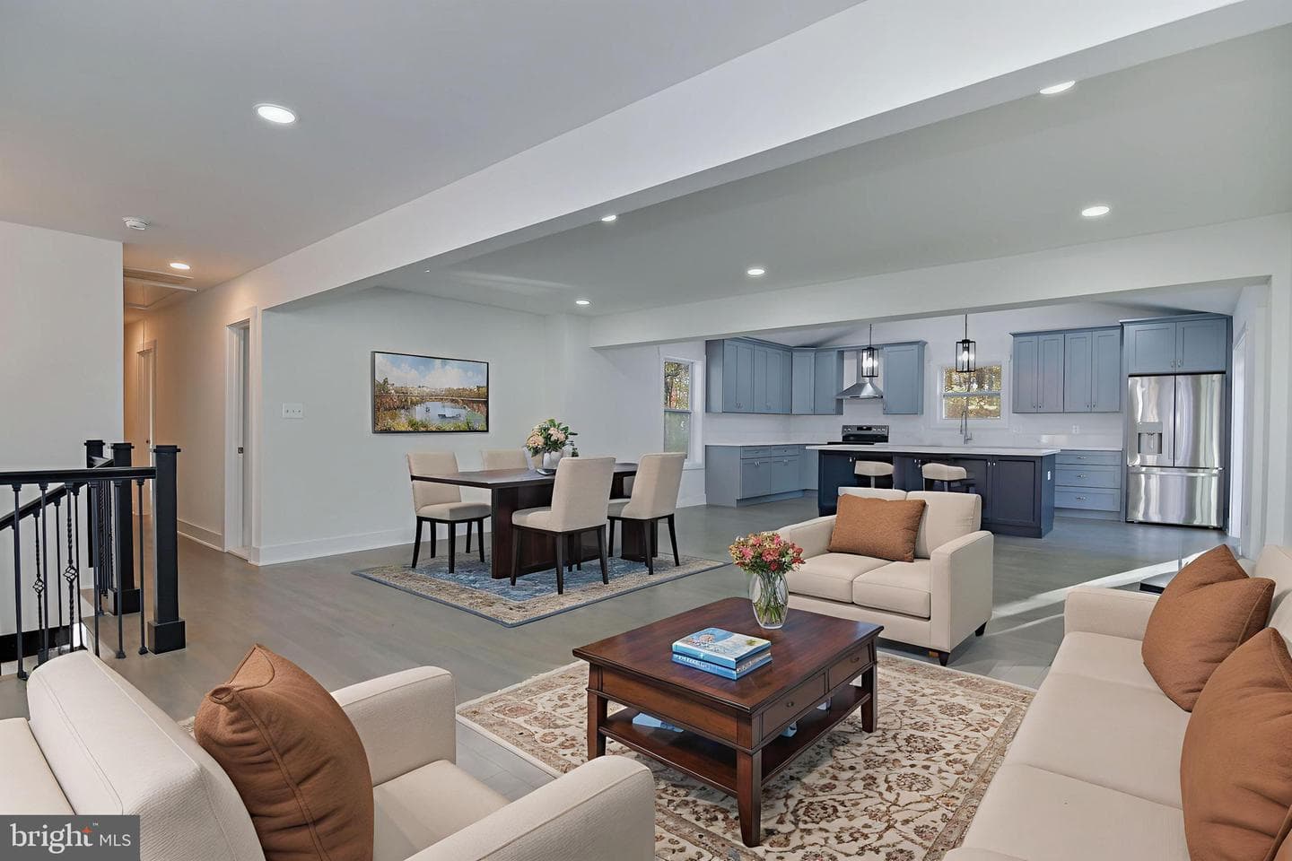2016 Spring Grove Drive photo 6