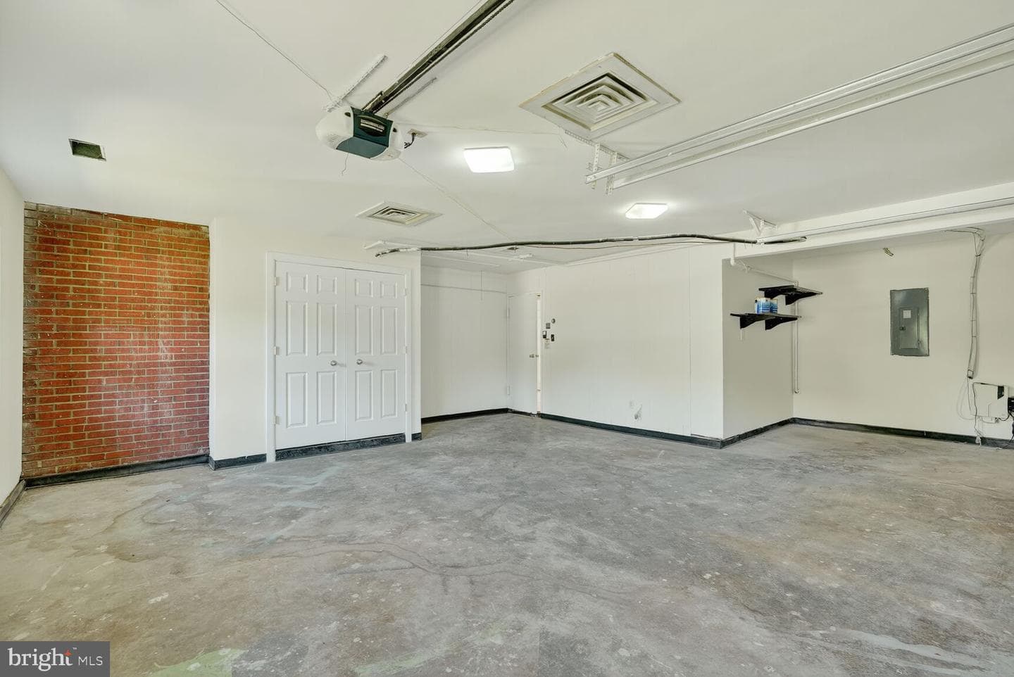 12201 Mount Pleasant Drive photo 24
