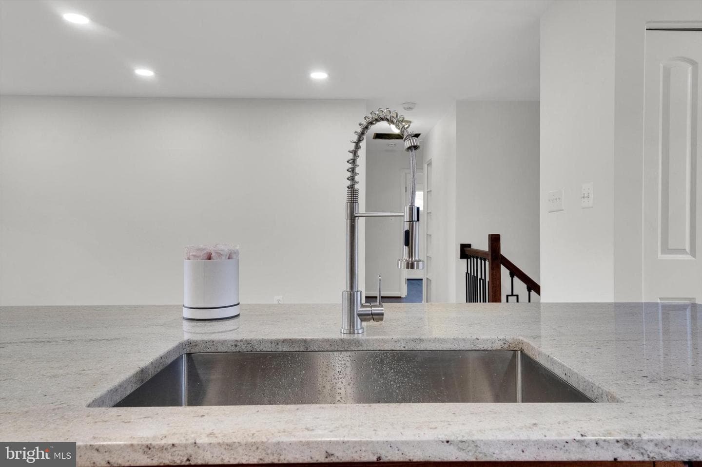 4224 Kinmount Road photo 10