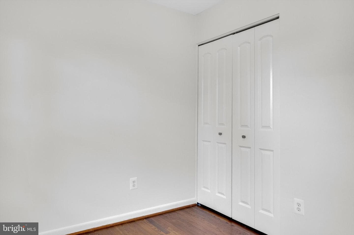 4224 Kinmount Road photo 26