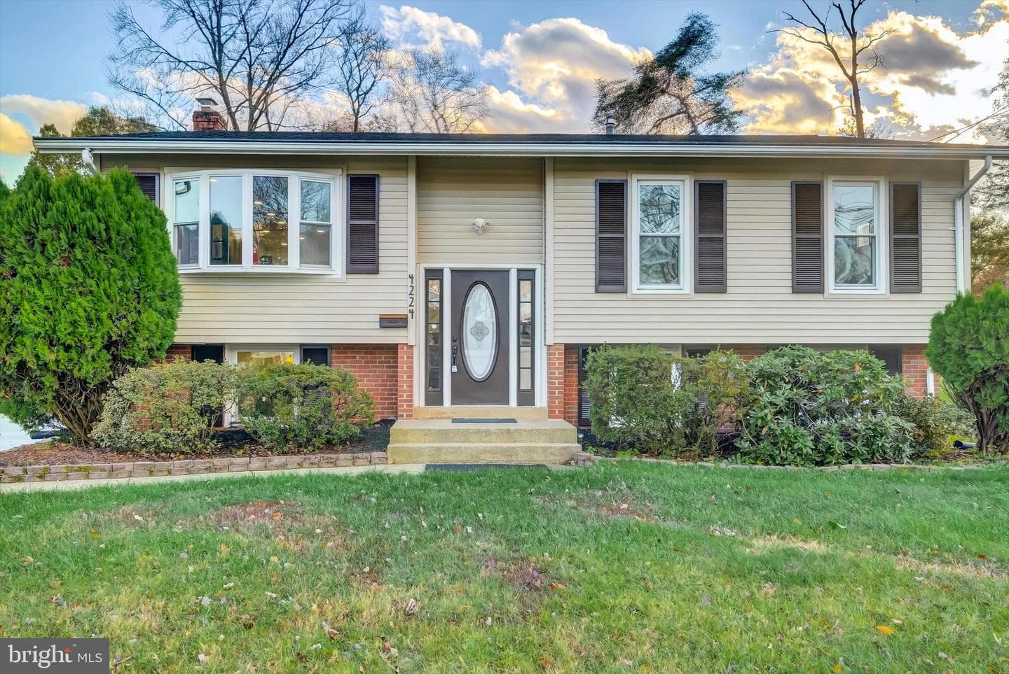 4224 Kinmount Road photo 3