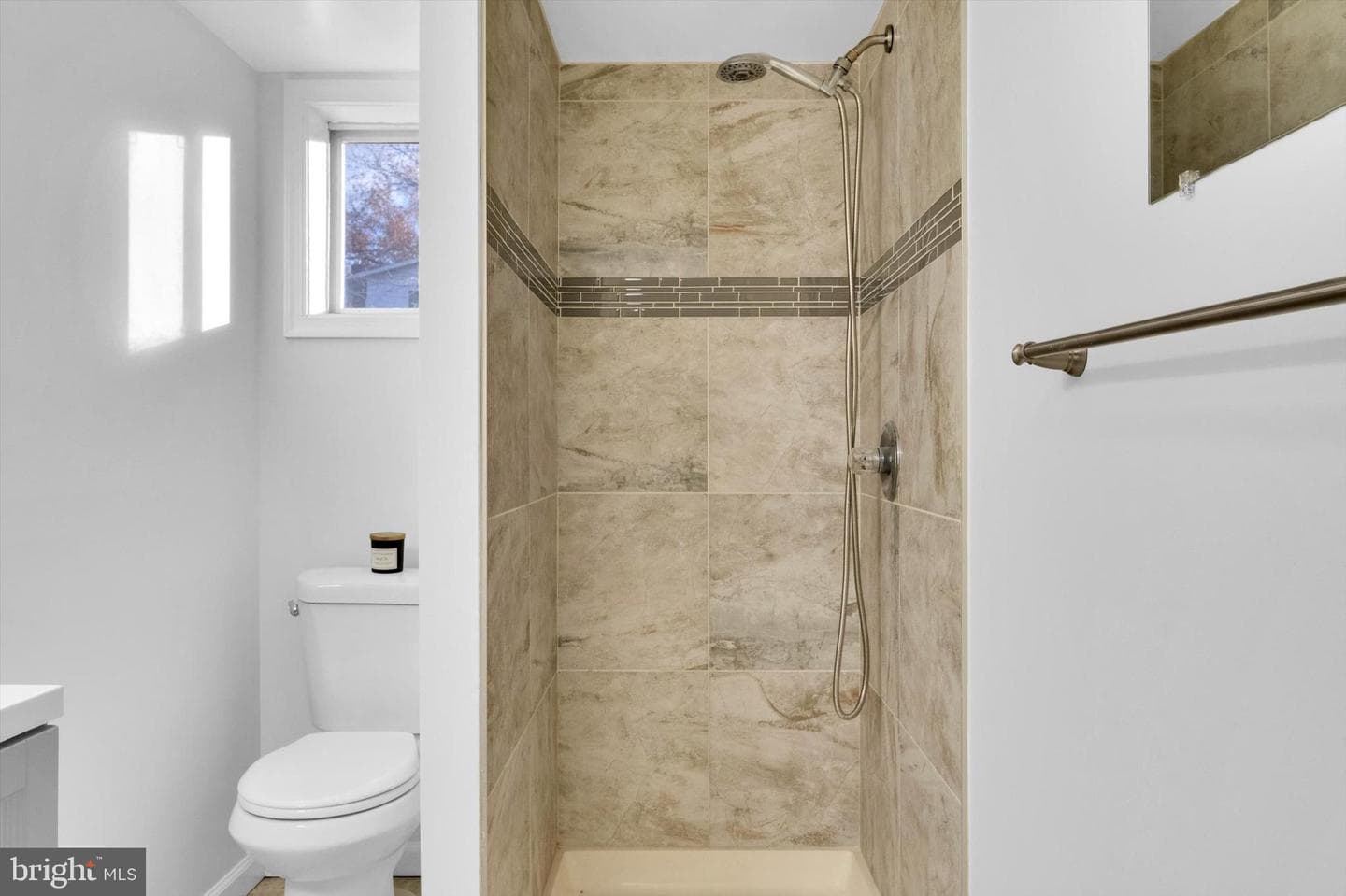 4224 Kinmount Road photo 33