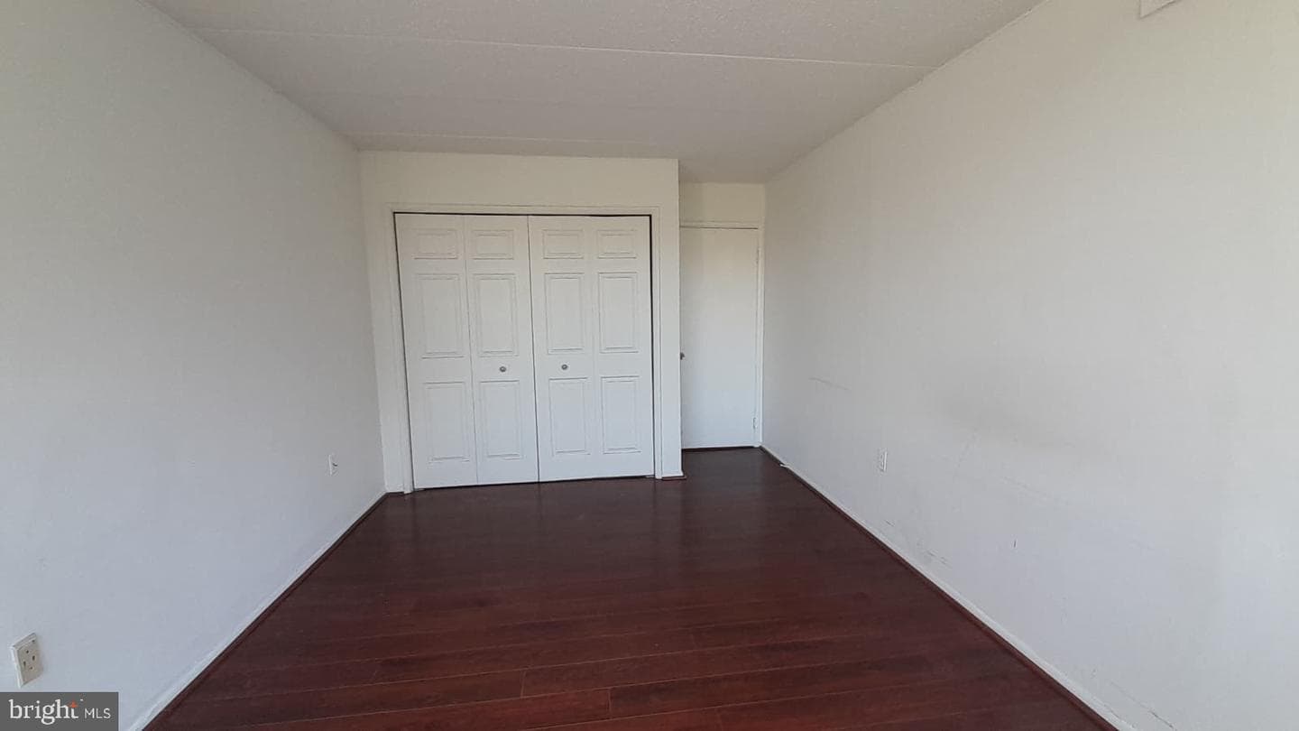 1804 Metzerott #303 photo 8