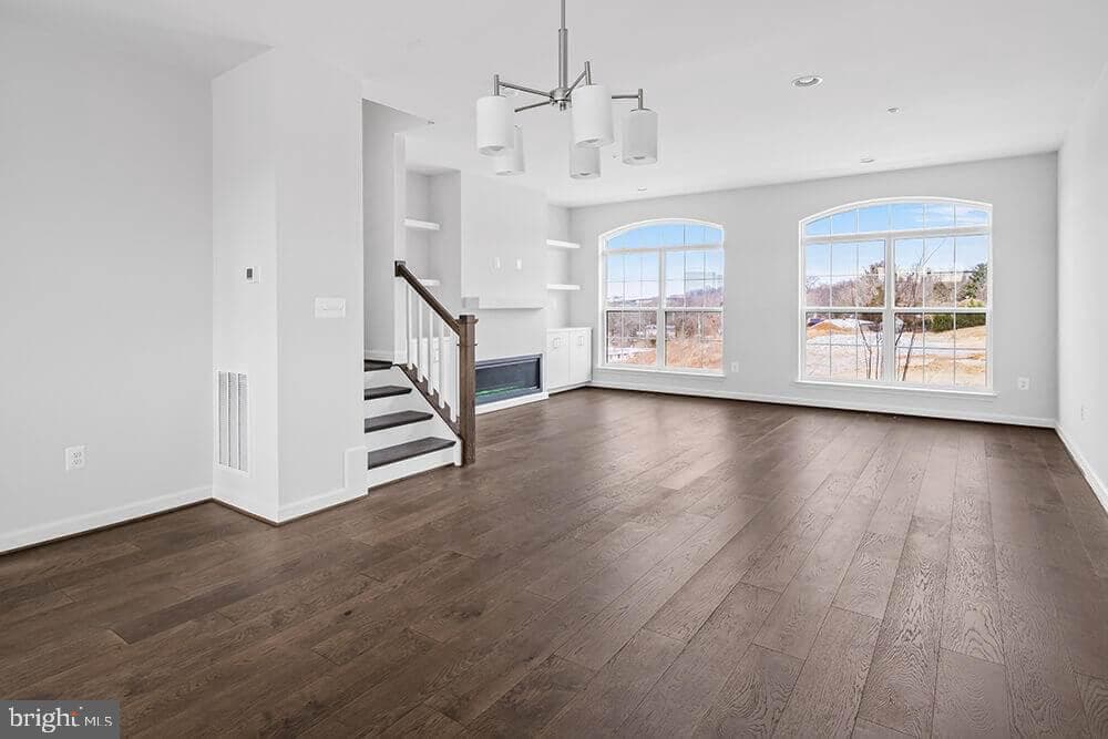 614 Catamaran Way photo 3