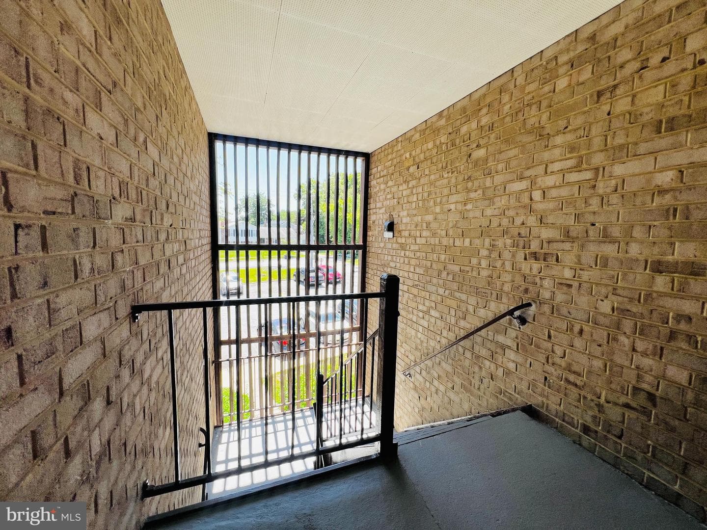 8665 Greenbelt Road #202 photo 11