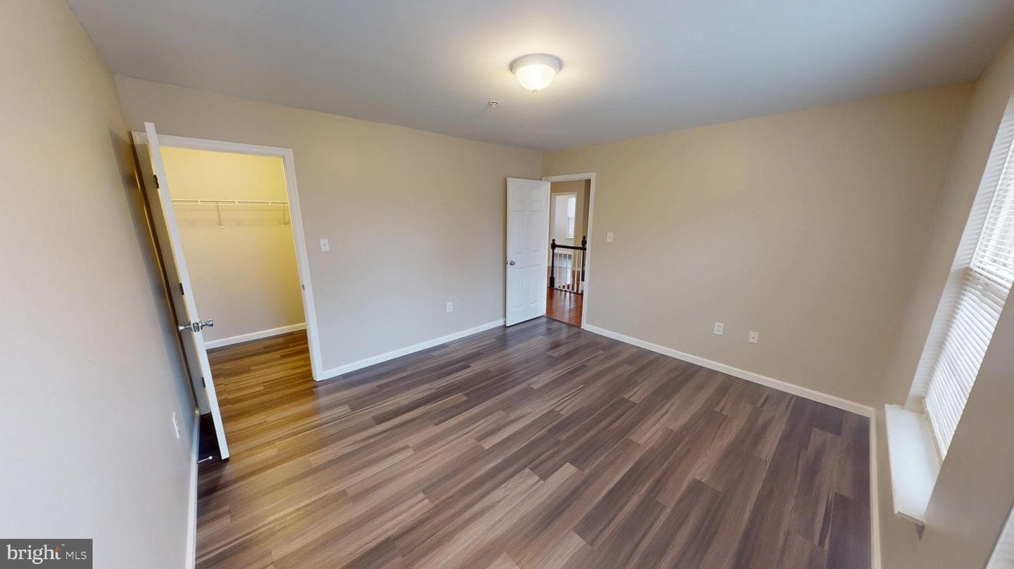 725 Gleneagles Drive photo 71