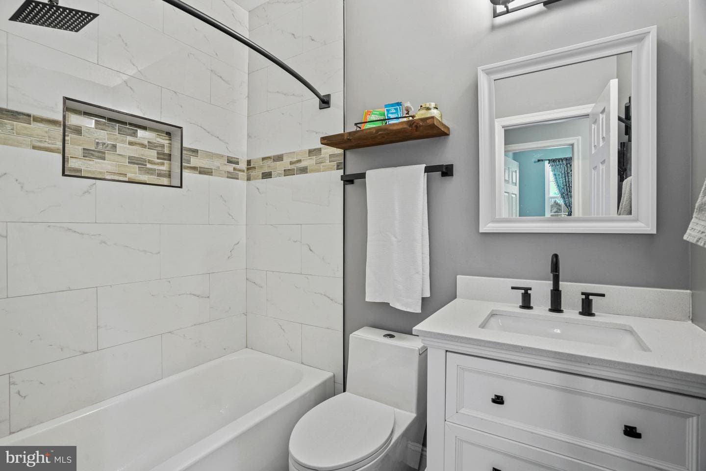 10908 Dower House Court photo 22