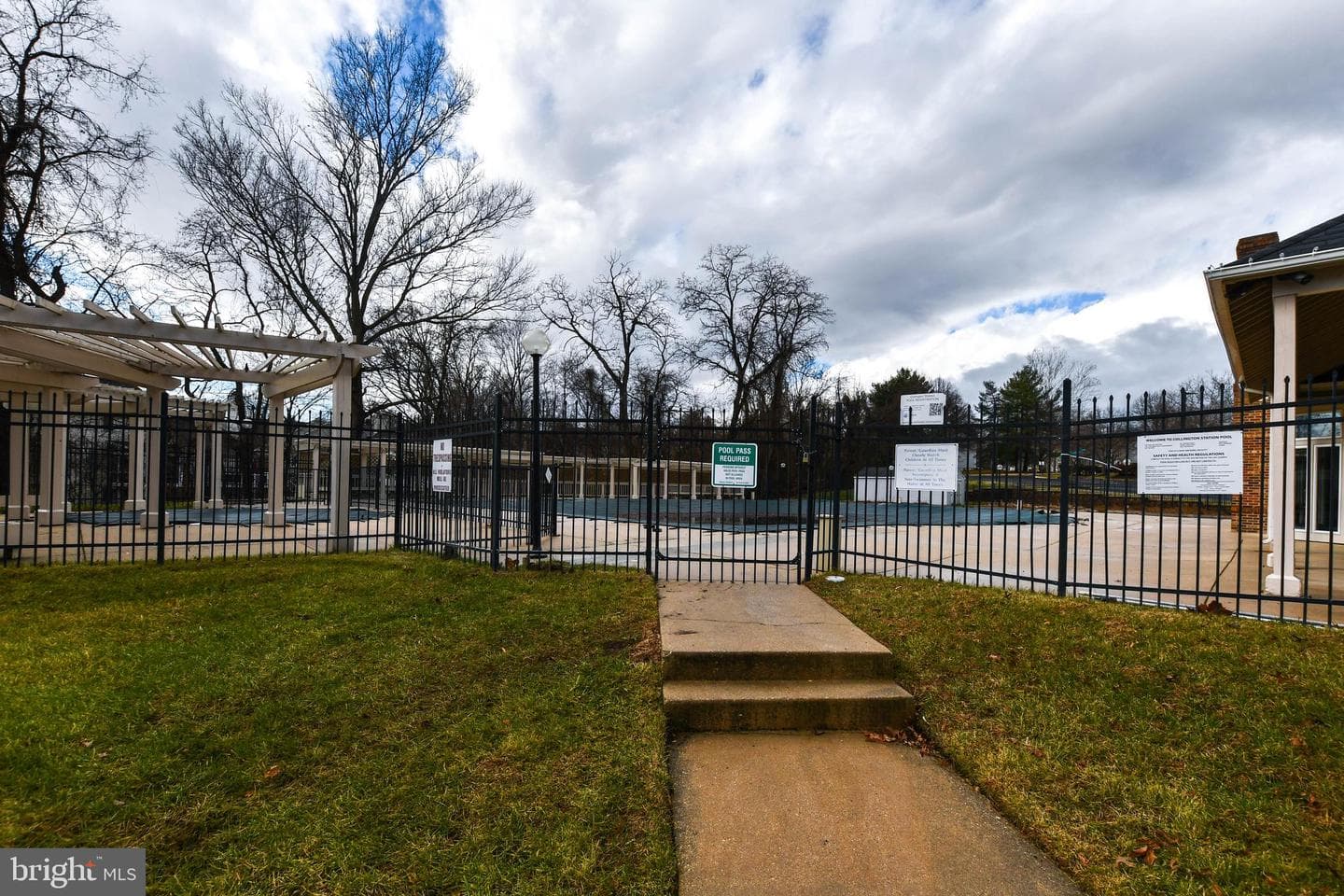 15405 Jodphur Drive photo 40