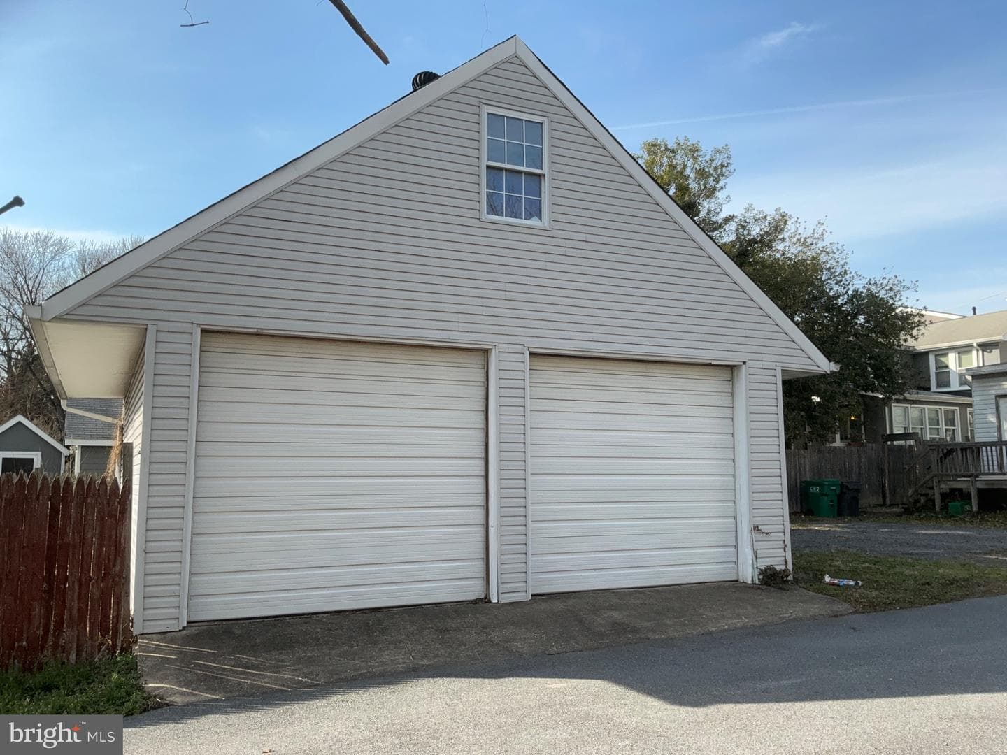 910 Montgomery Street #a photo 11