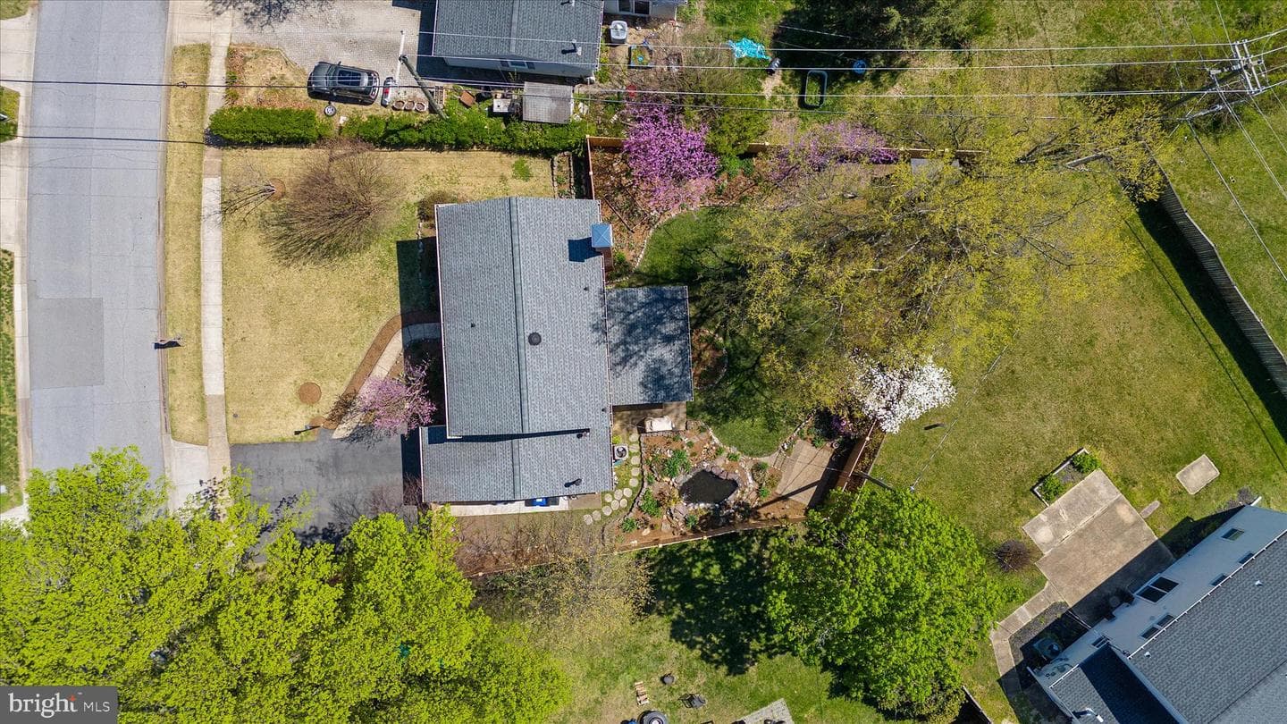 12403 Stafford Lane photo 60