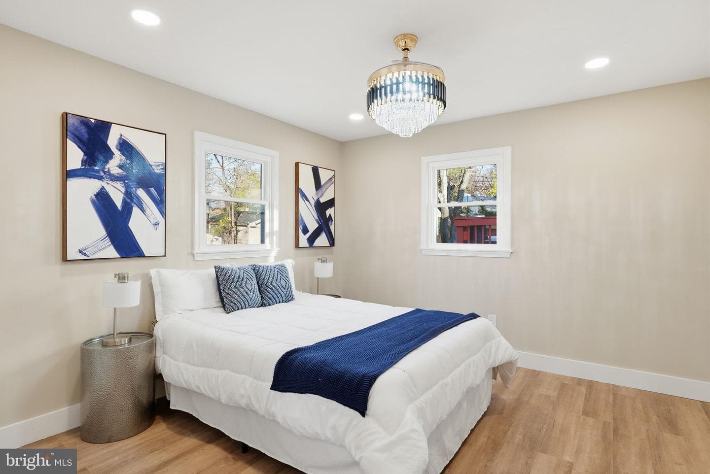 5716 Somerset Road photo 7