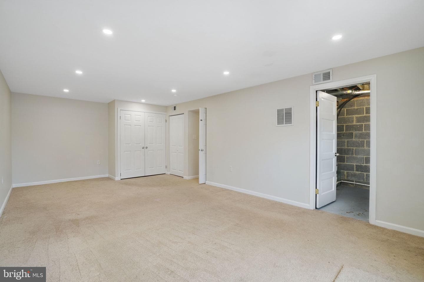 6221 Dimrill Court photo 70