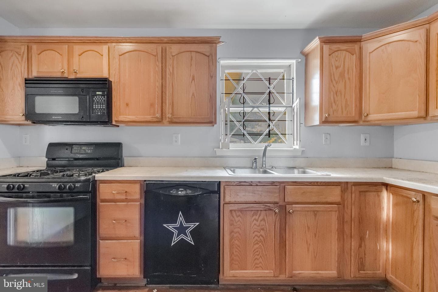 11007 Trafton Drive photo 3