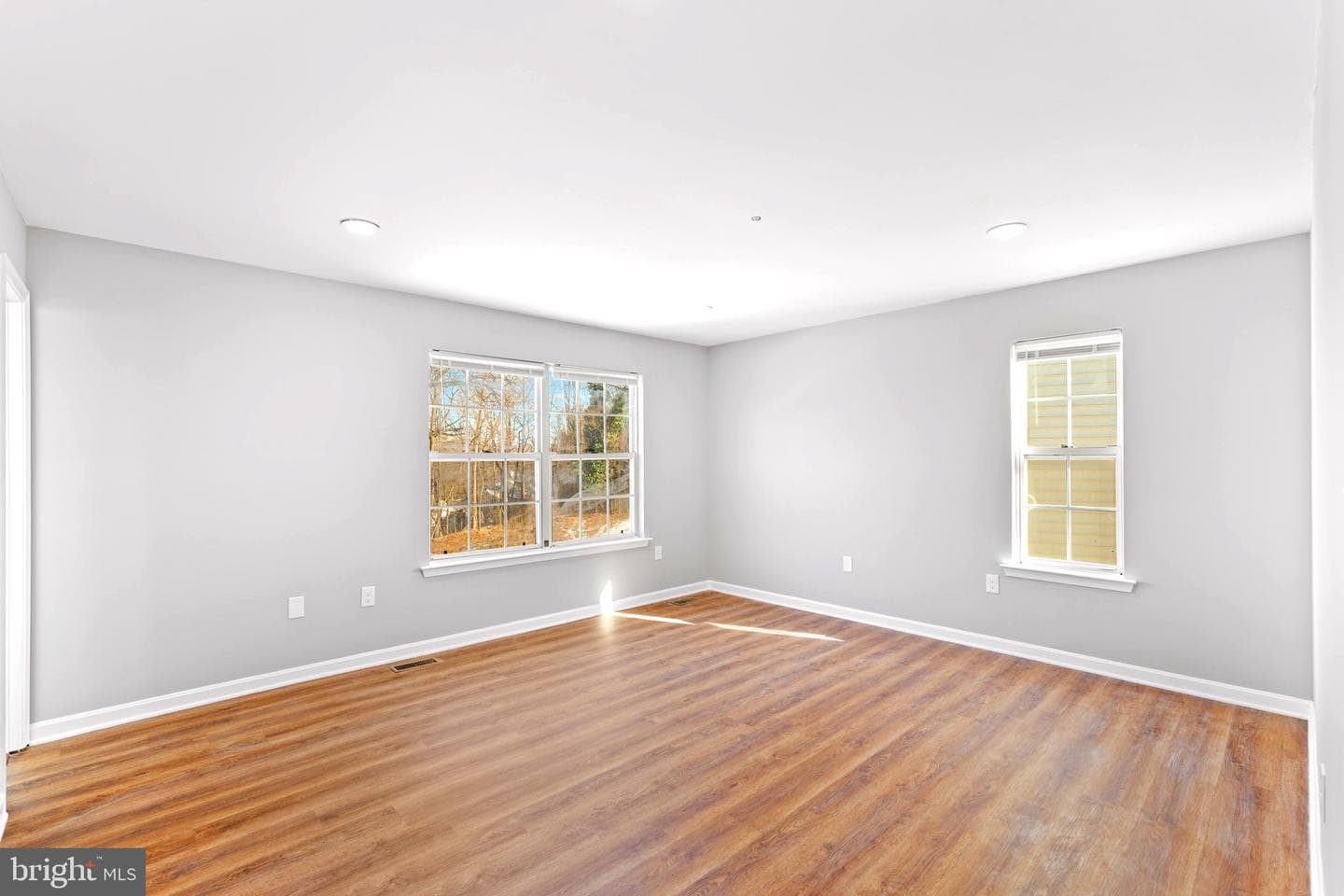 5008 Boydell Avenue photo 3