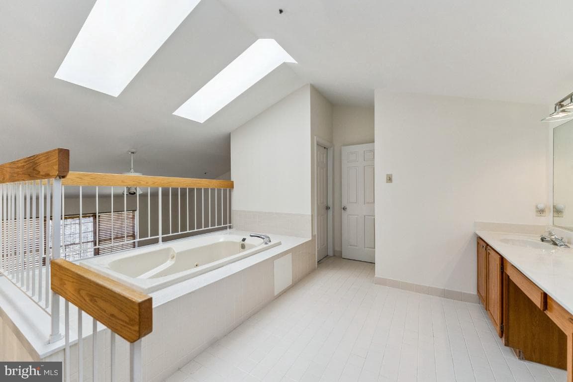 9102 Erfurt Court photo 28