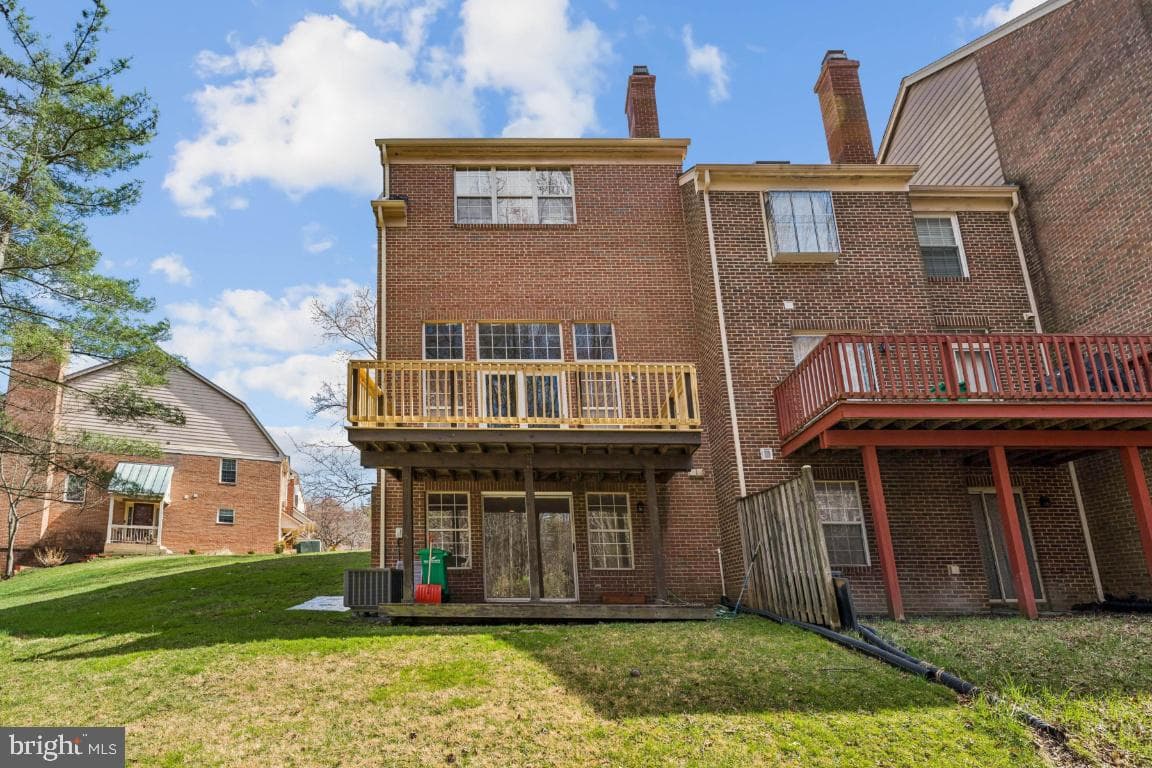 9102 Erfurt Court photo 47