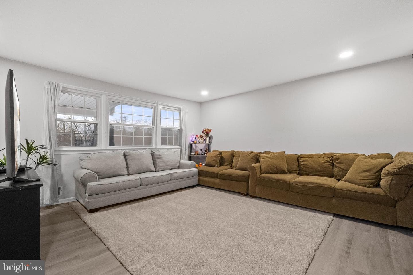 8304 Allentown Road photo 10
