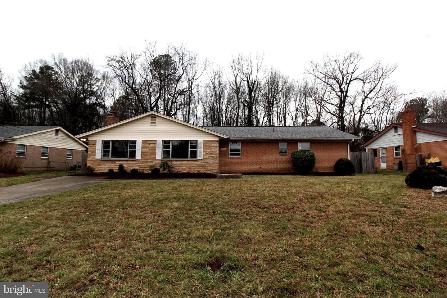 7015 Dower House Road photo 5