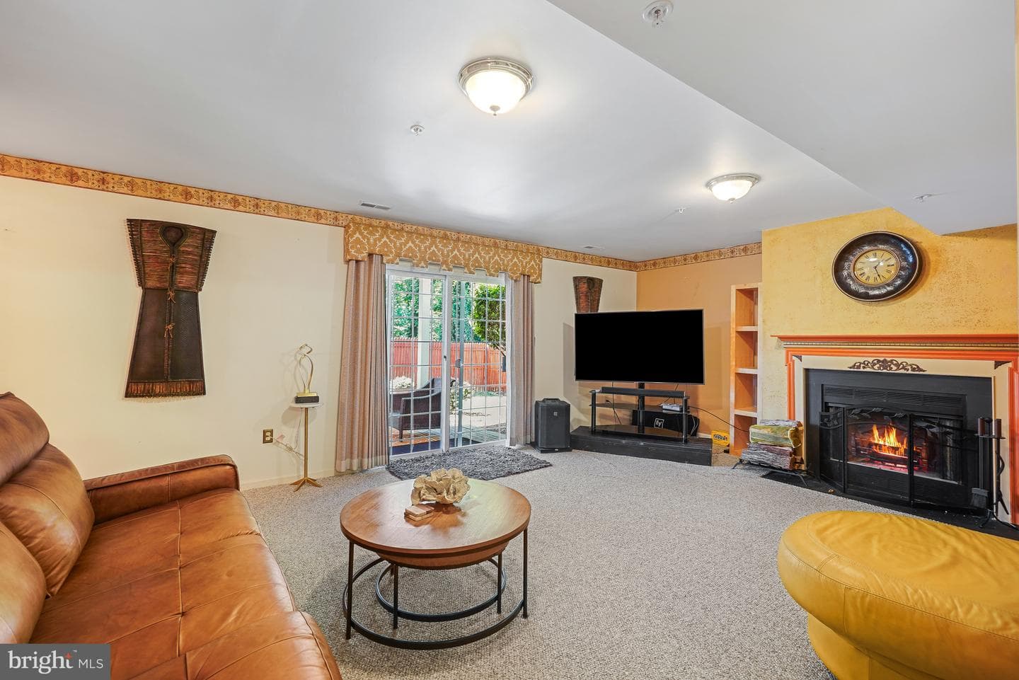 2303 Whitehall Street photo 22