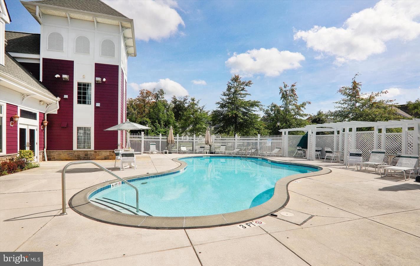 7214 Piney Woods Place photo 40