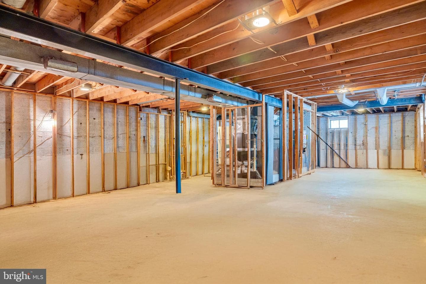 12602 Darlenen Street photo 36