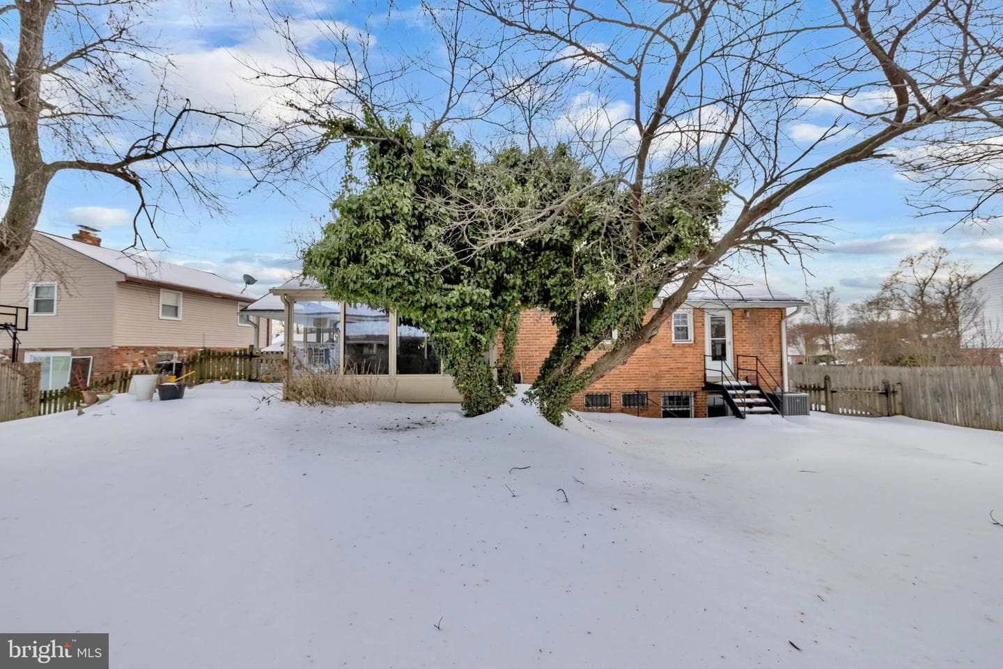 12602 Darlenen Street photo 6