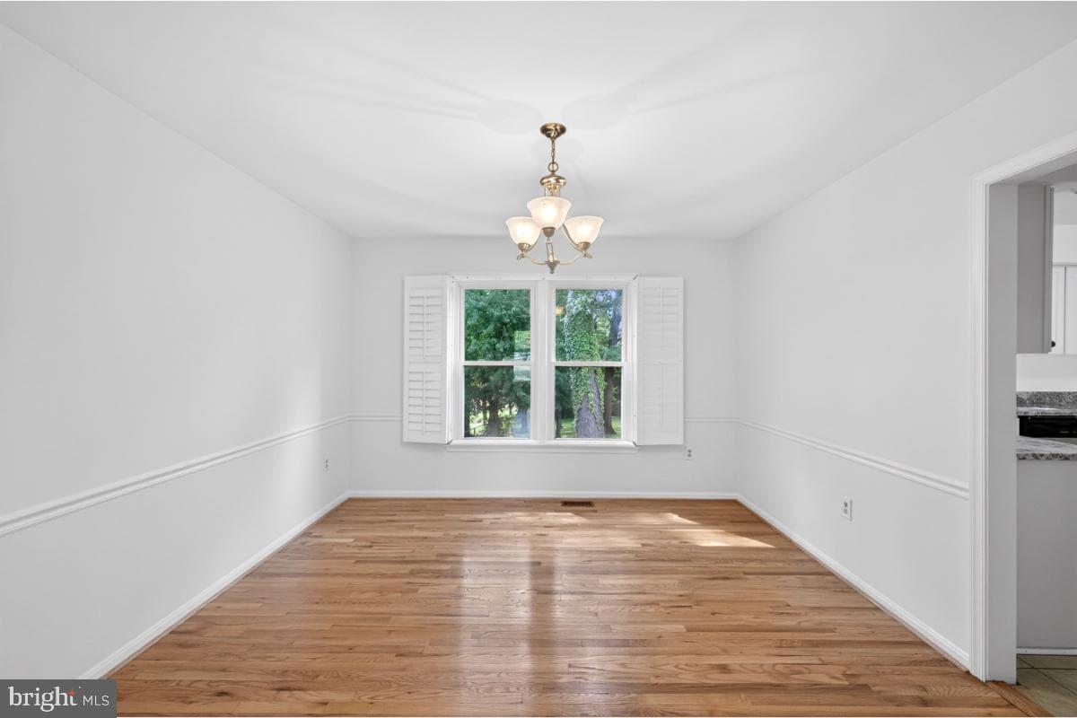 11203 Cedar Lane photo 12