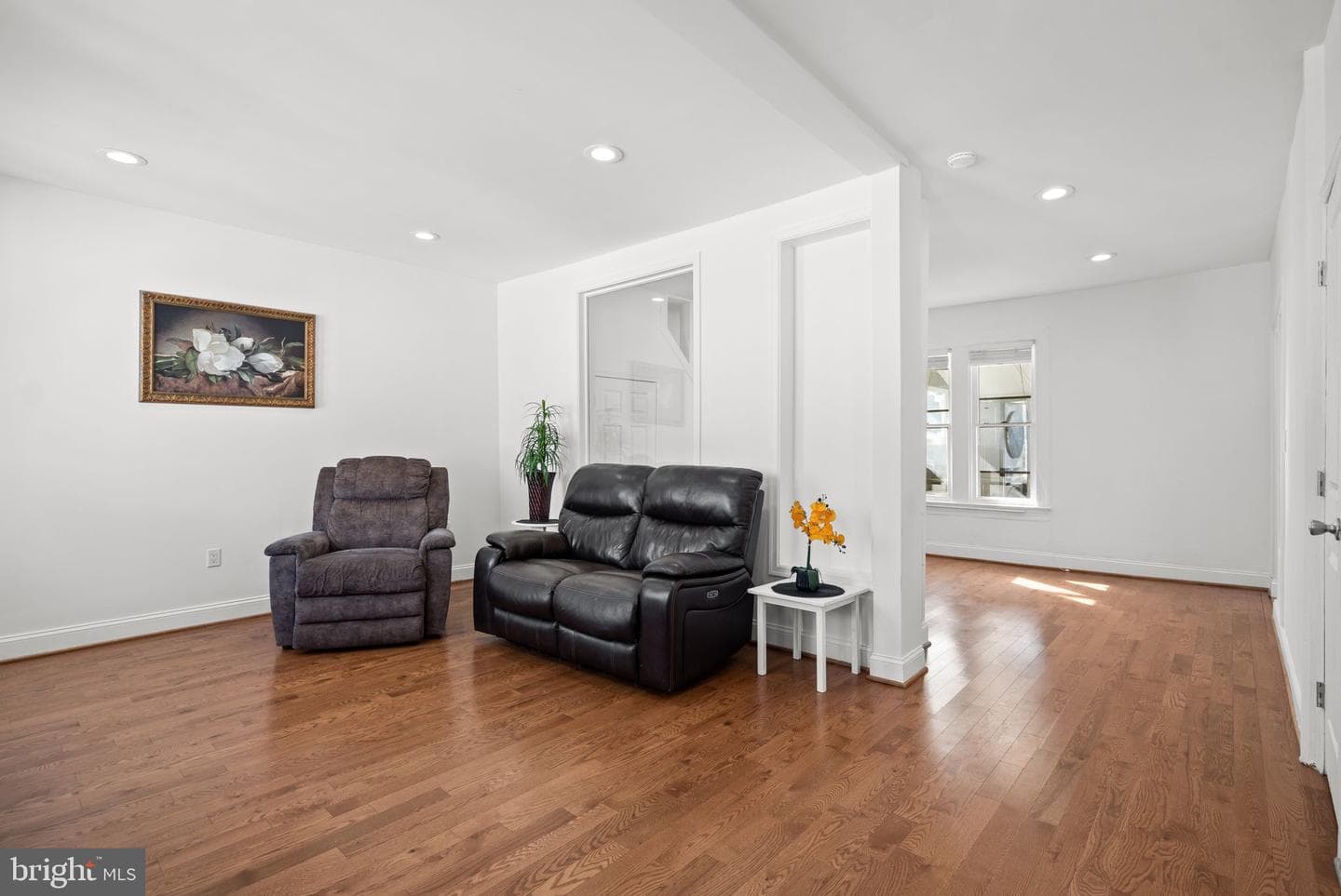 322 Laurel Avenue photo 9