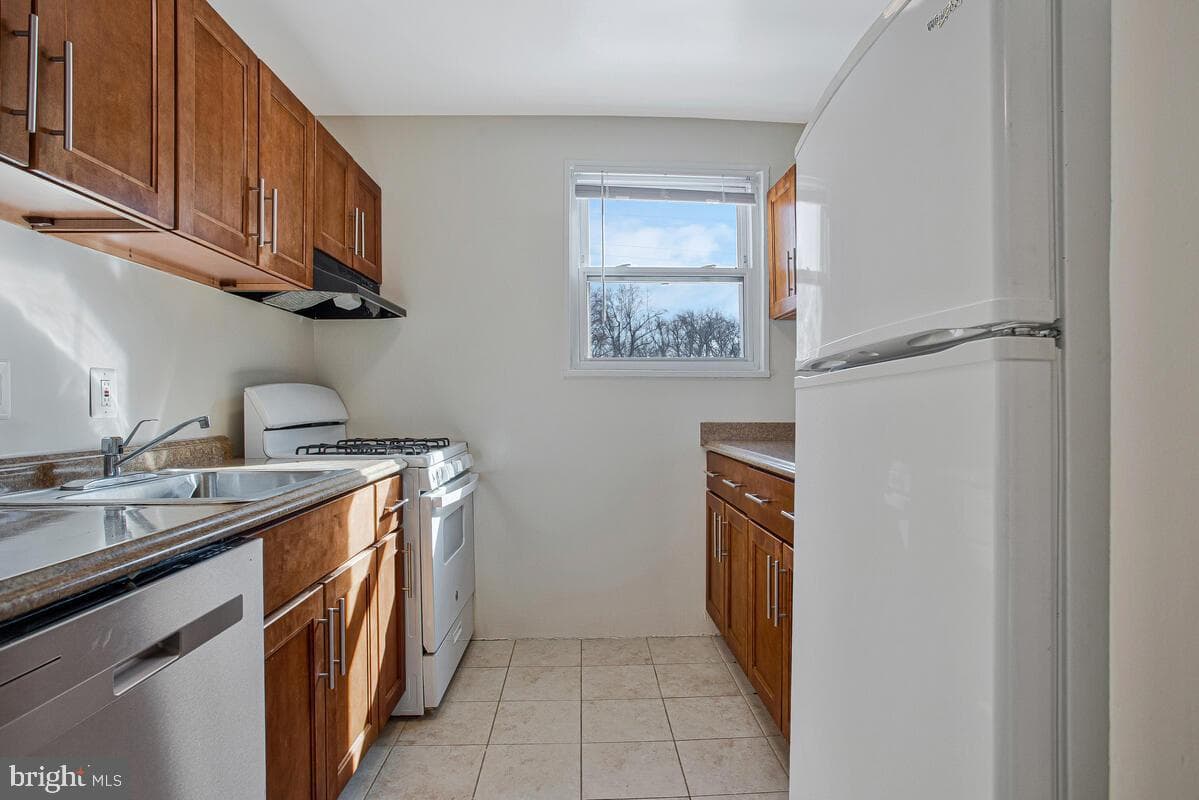 3823 Hamilton Street #b-204 photo 5