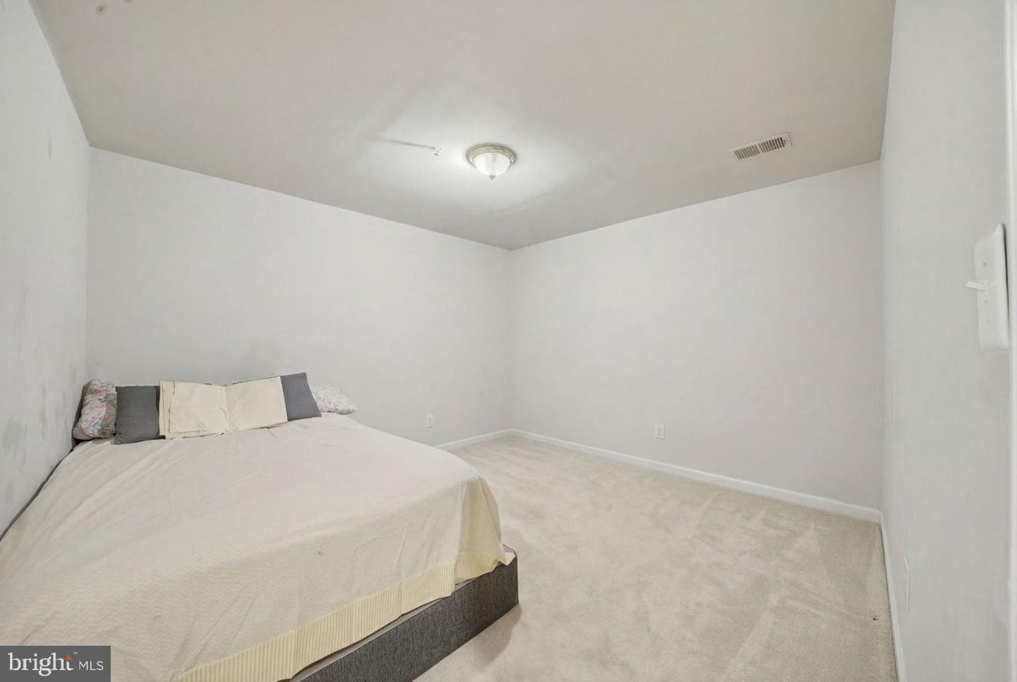 15420 Kennett Square Way photo 25