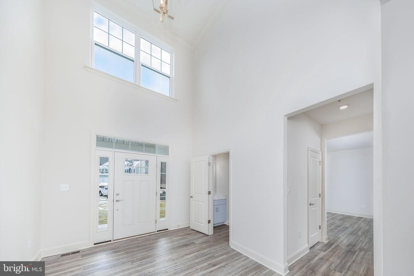 15719 Henrietta Drive photo 10