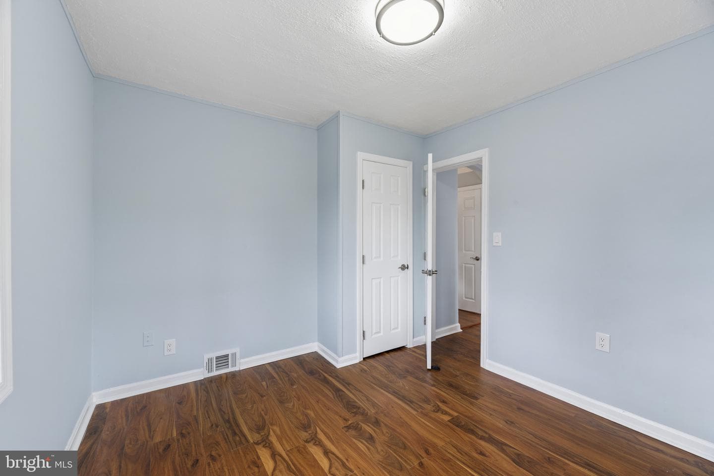 4104 Maple Road photo 18