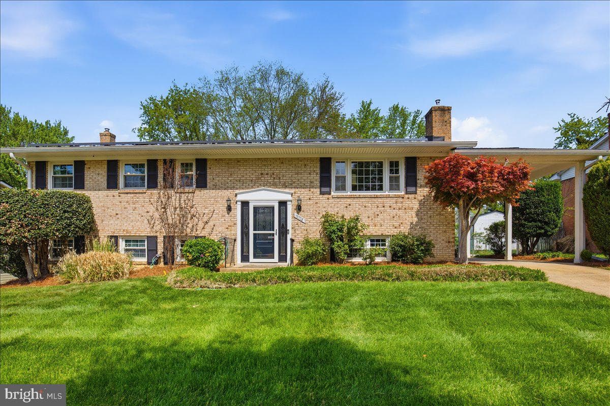 10708 Tyrone Drive photo 3