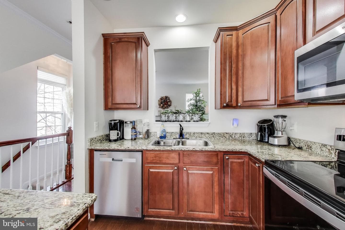 5629 Hartfield Avenue photo 11