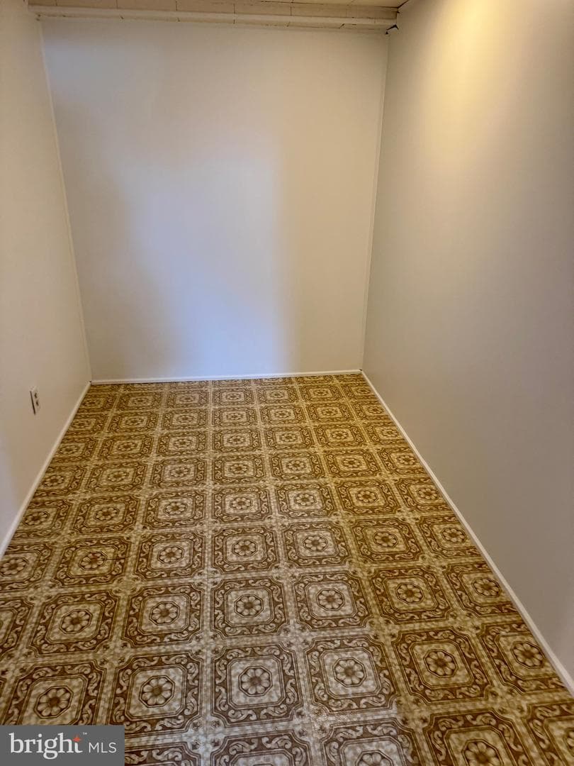 211 Prenton Street photo 19